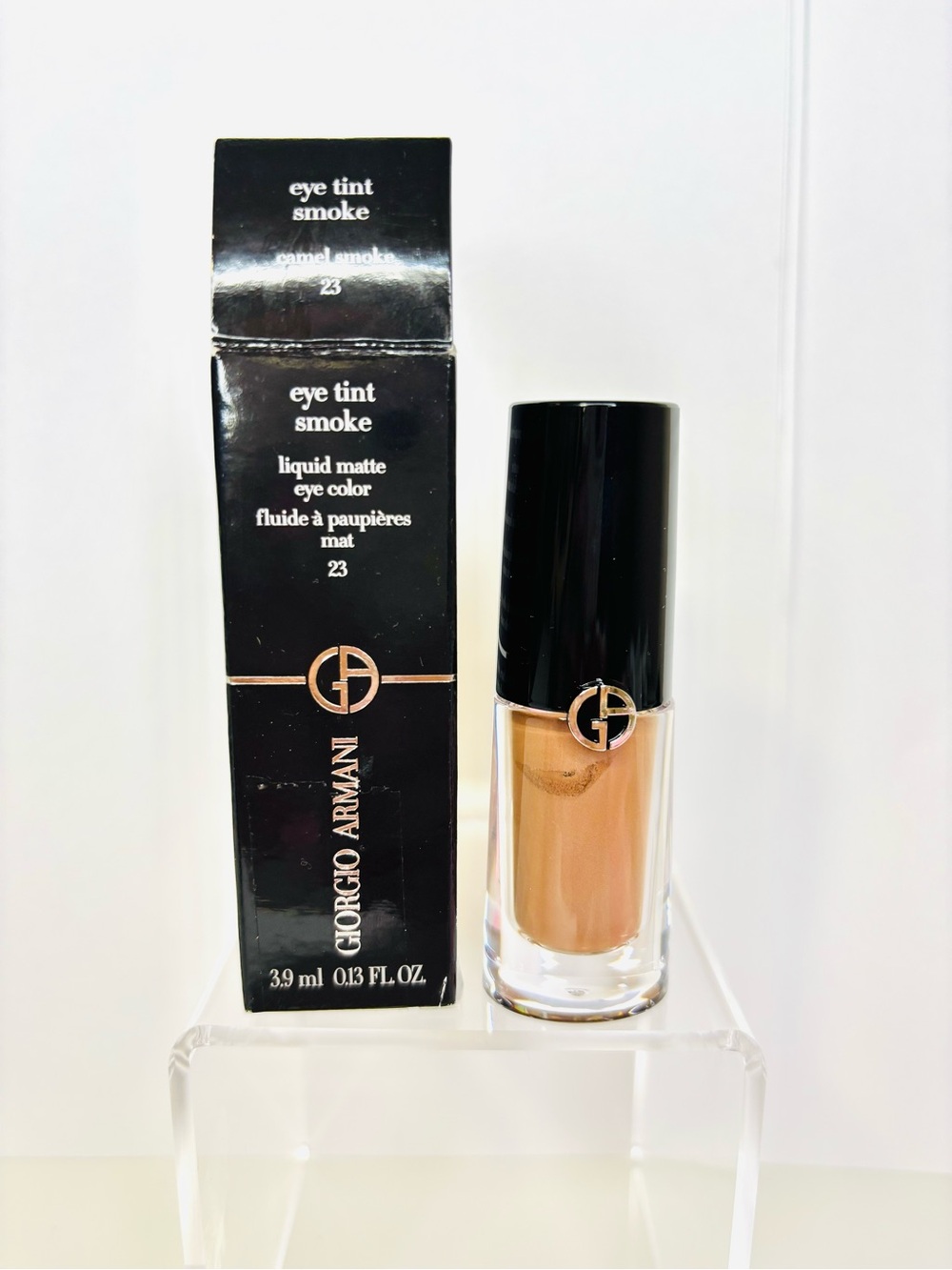 Giorgio Armani Eye Tint Smoke Liquid Matte Eye Color - Camel Beige